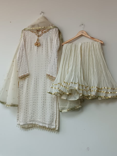 RIVKA (IVORY)