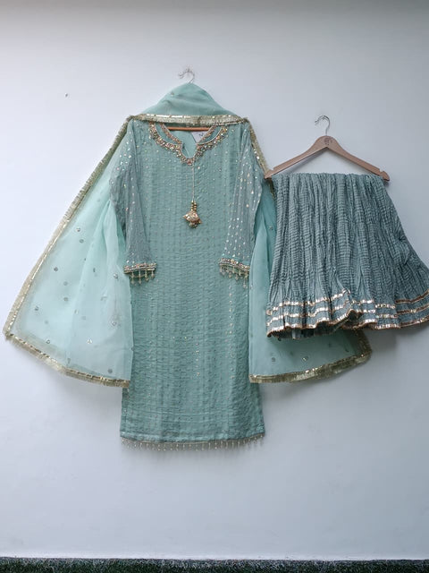 RIVKA (PISTA)