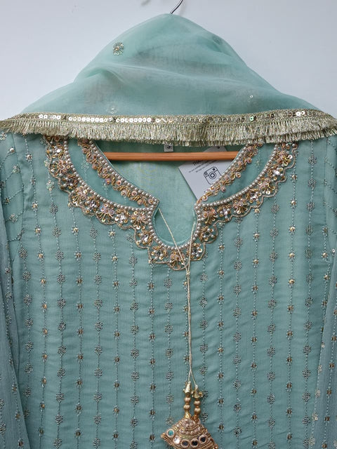 RIVKA (PISTA)