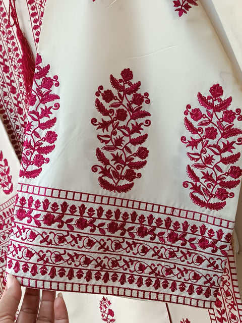 ROHEEN (IVORY)