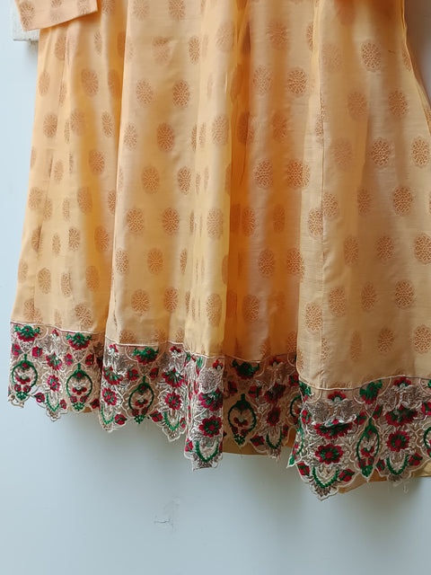 SADABAHAR (YELLOW)