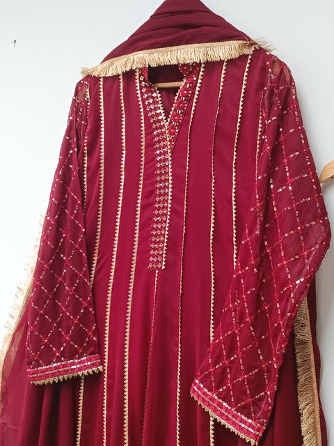 SAHELI 27 (MAROON)