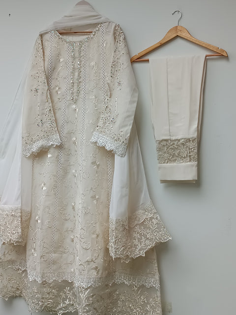 SAHELI 28 (IVORY)