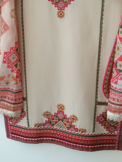 SALJANA (BEIGE)