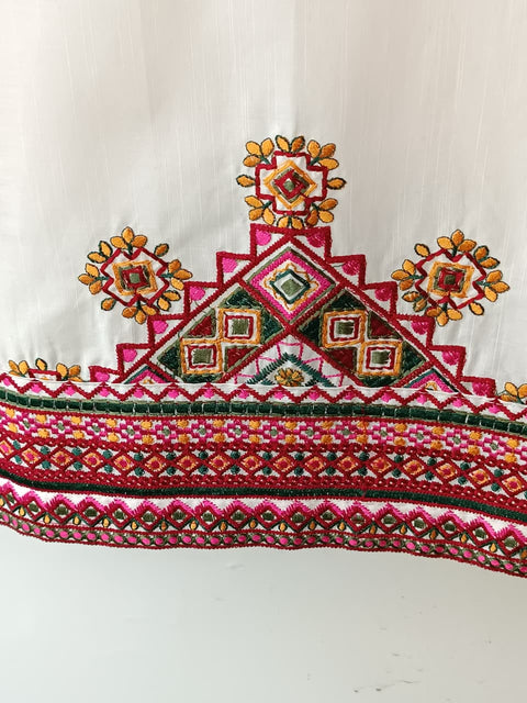 SALJANA (IVORY)