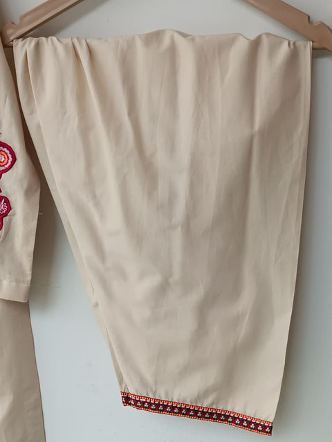 SARAR (LIGHT BEIGE)