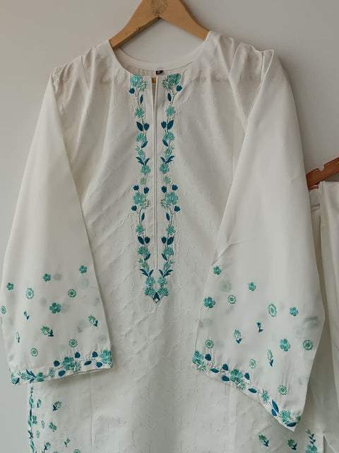 SAWAN ( OFF WHITE)