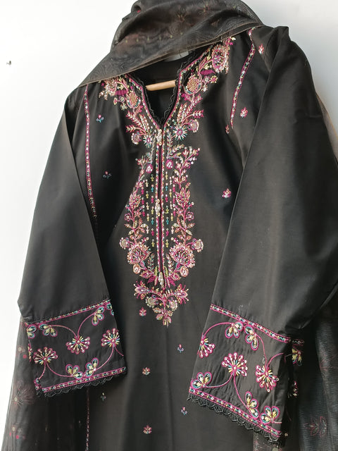 SELEEN (BLACK)