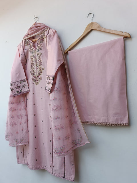 SELEEN (B PINK)