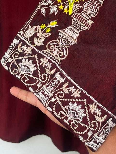 SHARK (MAROON)