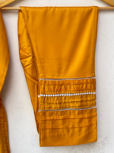 SOLIDS 8 (YELLOW)