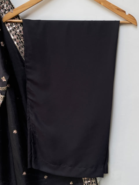 SONEELA (BLACK)
