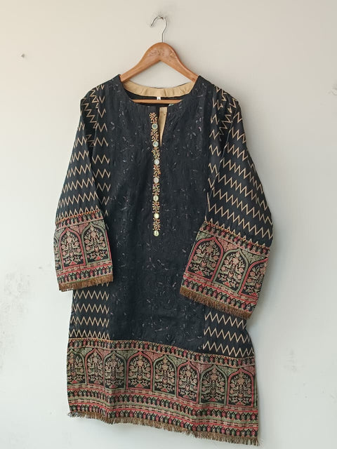 SPOT (BLACK)