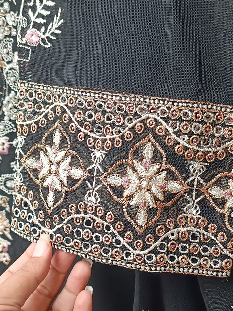 TABEER (BLACK)