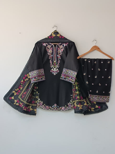 TAHOOR (Black)