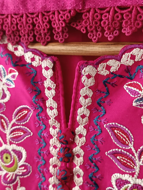 TAHOOR (S Pink)