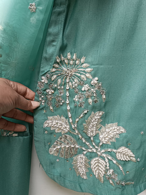 TASHU (AQUA)