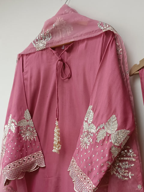 TASHU (BLUSH PINK)