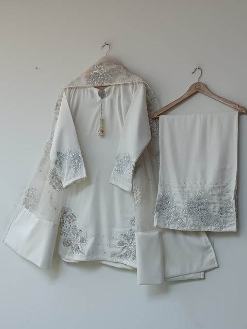 TASHU NEW (OFF WHITE)