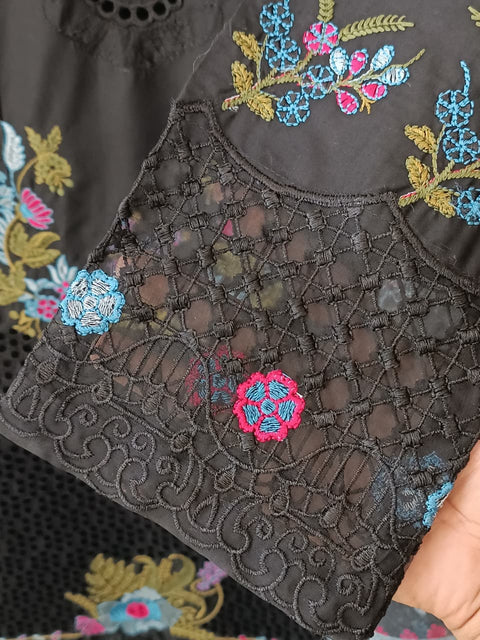 TAZEEM (BLACK)