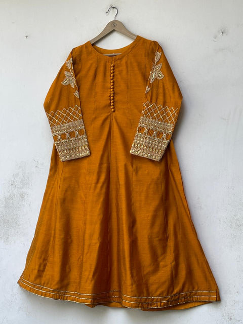 TILA WORK FROCK (MUSTARD)