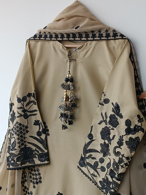 TUSHNA (BEIGE)
