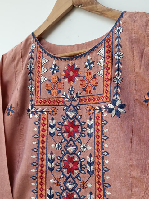 UFAQ (TEA PINK)