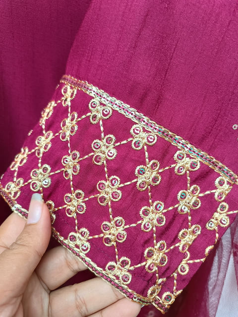 UKASHA 01 (MAROON)
