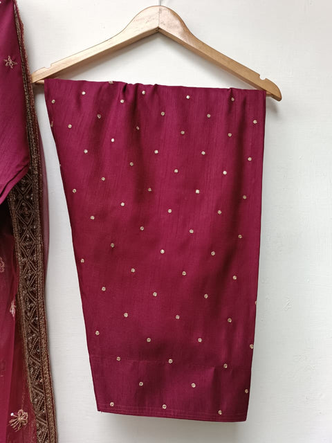 UKASHA 01 (MAROON)