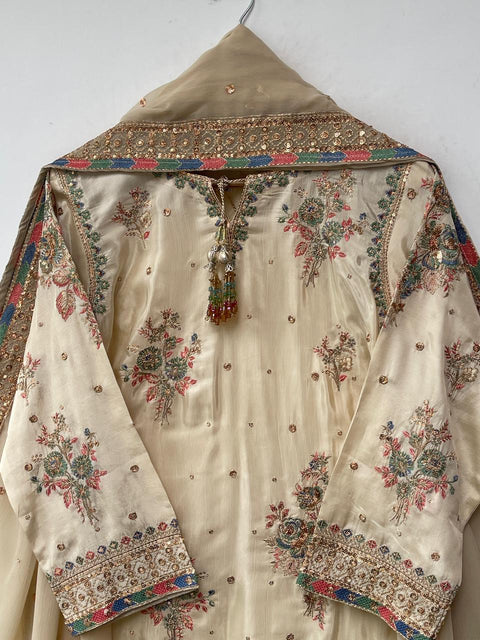 RUBY (CREAMY BEIGE)