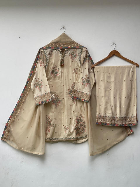 RUBY (CREAMY BEIGE)
