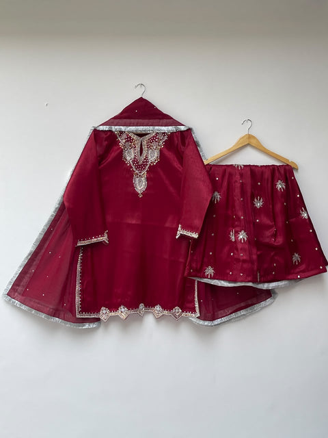 UMBREEN (MAROON)