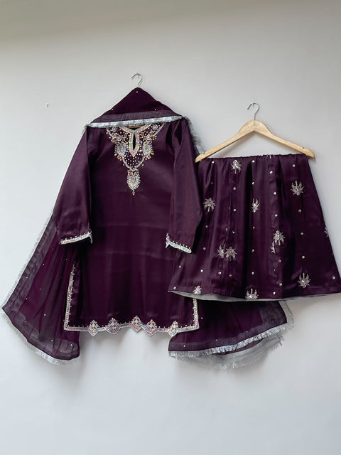 UMBREEN (PLUM)