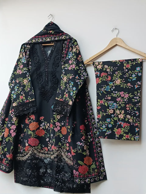 USHNA KHADDAR (BLACK)