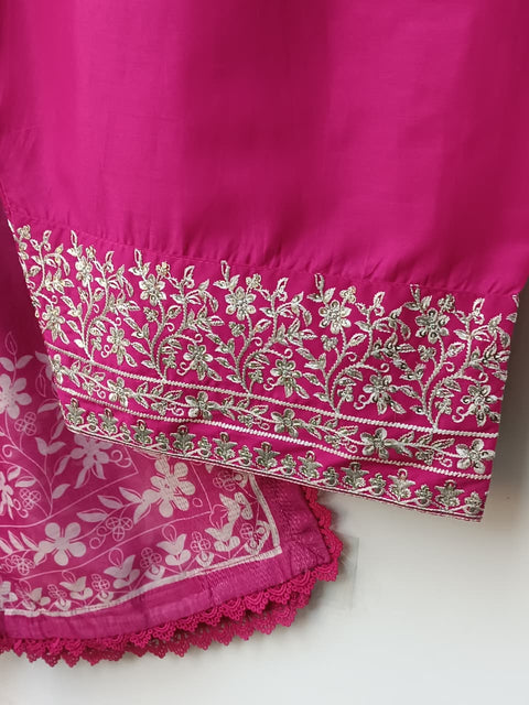UZMA (MAGENTA)