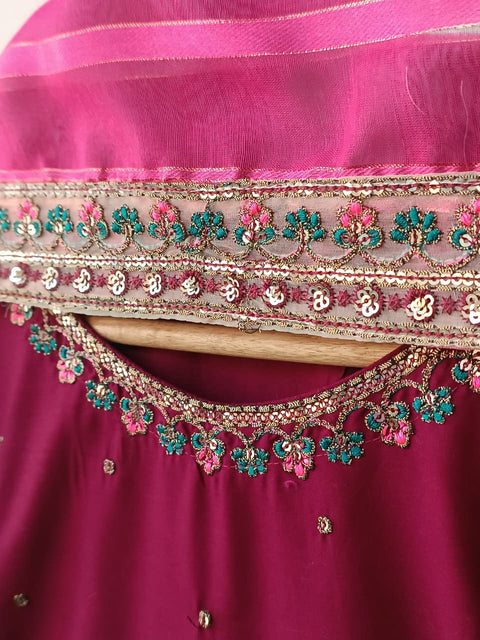 VANILLA (ROYAL GARNET)