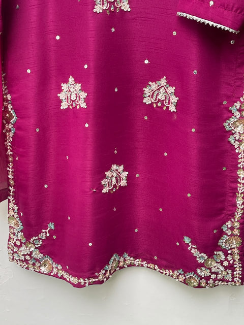VANYA (MAGENTA)