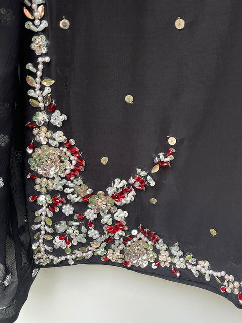 VANYA SILK (BLACK)