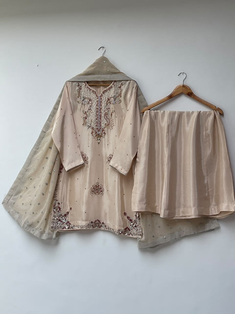 VANYA SILK (CREAM)