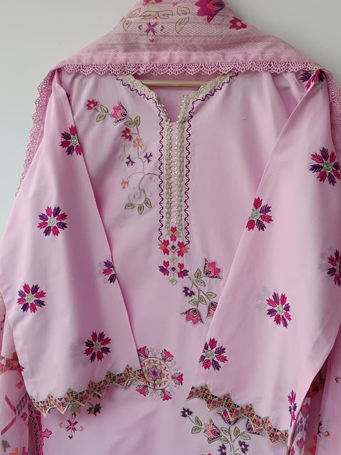 VASU (B PINK)