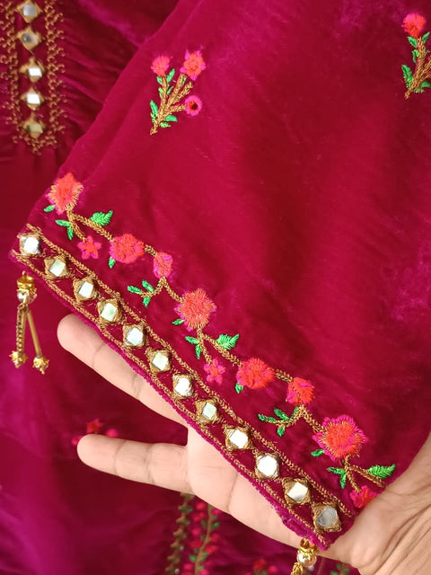 VELVET 793 (GARNET)