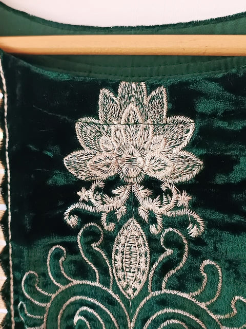 VELVET 794 (GREEN)
