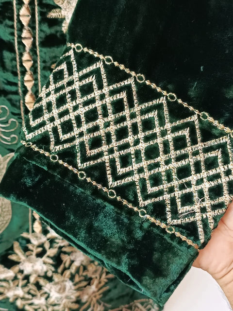 VELVET 794 (GREEN)