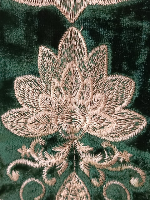 VELVET 794 (GREEN)