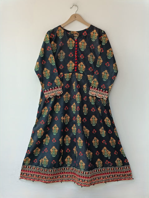 WALLFLOWER (BLACK)
