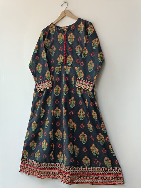 WALLFLOWER (BLACK)