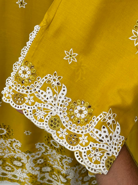 NAILA (MUSTARD)