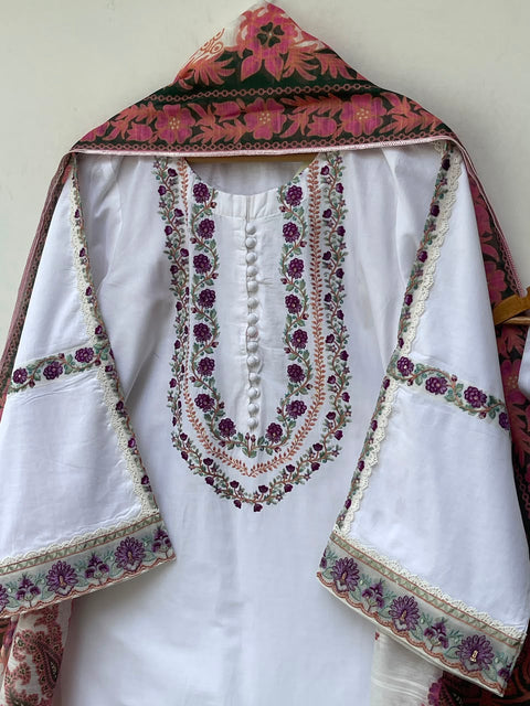 MOTIZ (WHITE)