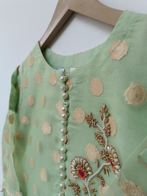 YASMEEN (PISTA)
