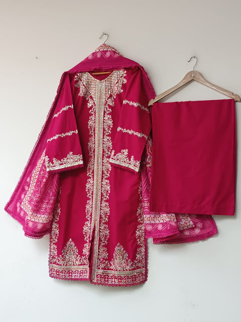 ZAHRA (ARSHI)